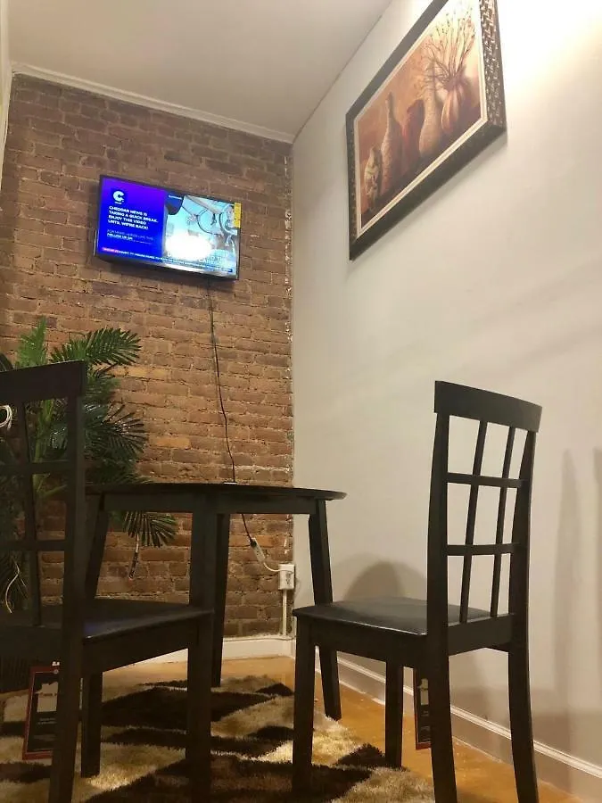 Biverlyhills Holiday Home New York Homestay